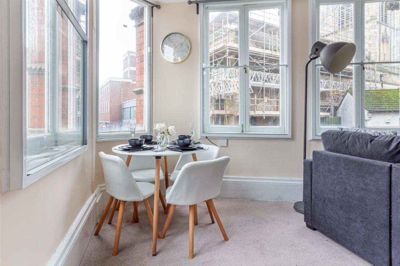 Guest Homes - Trinity Flat Вустер Экстерьер фото