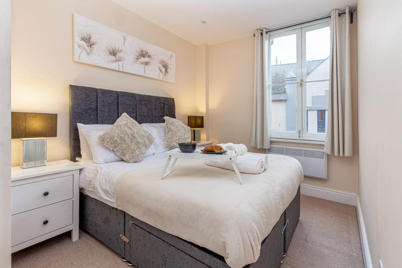 Guest Homes - Trinity Flat Вустер Экстерьер фото