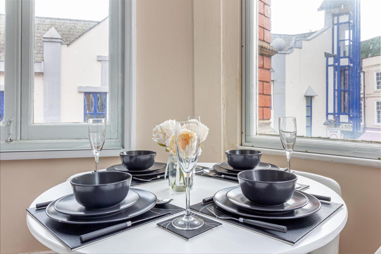 Guest Homes - Trinity Flat Вустер Экстерьер фото